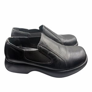 Dansko Women's Size 40 9.5 Black Leather Slip On Clogs